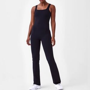 Spanx BOOTY BOOST® ACTIVE FLARE JUMPSUIT